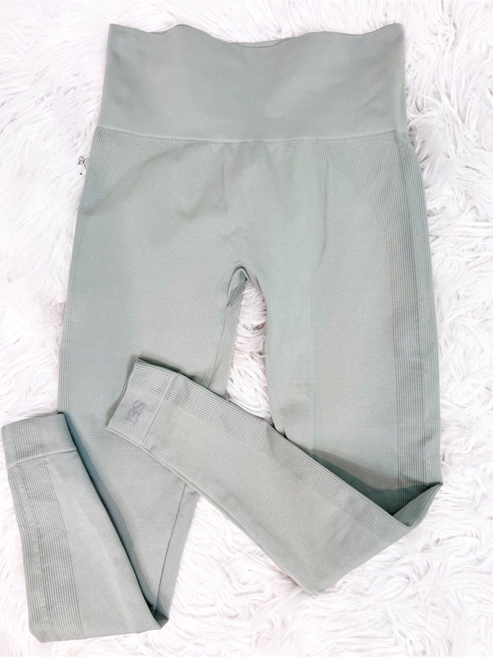 SET ACTIVE PALE GREEN ACTIVEWEAR LEGGINGS WOMENS MEDIUM